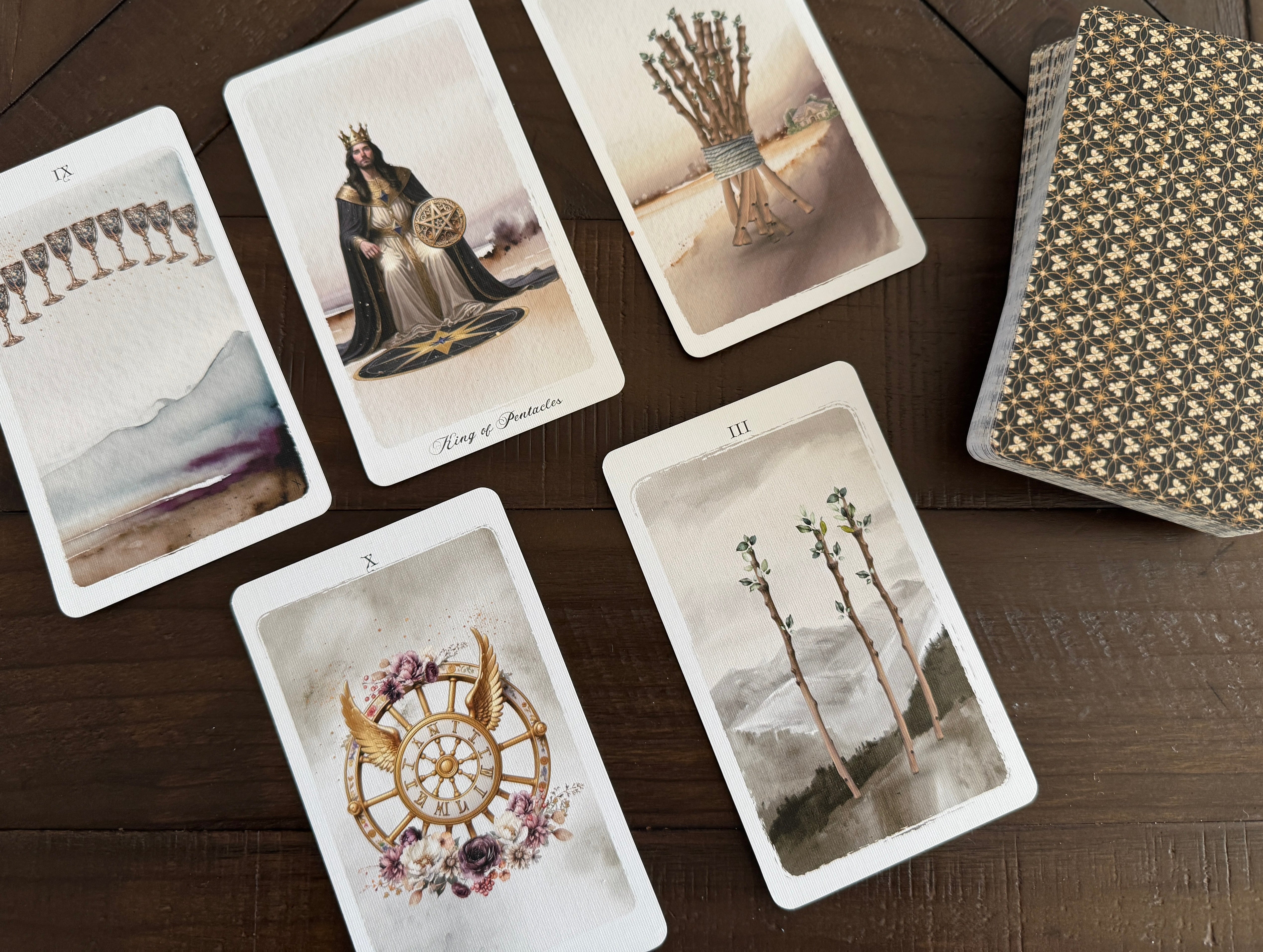 Tarot Lesson How to do a tarot reading on yourself โ Tarot MasterGuide