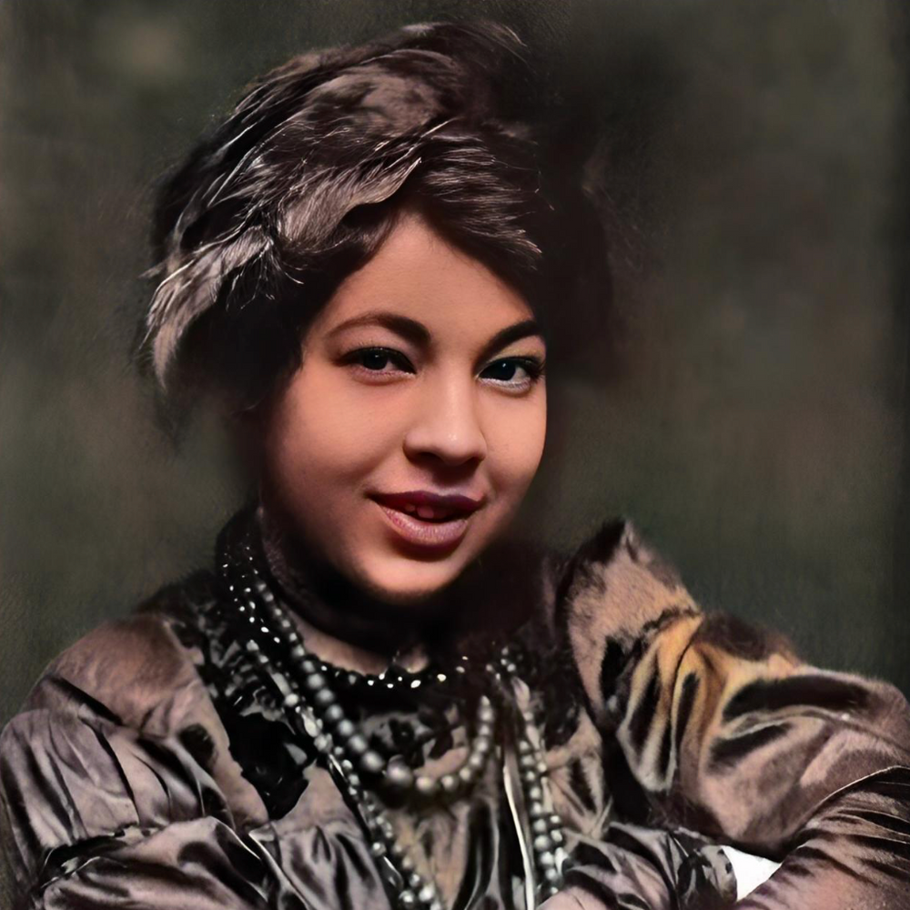 The Life and Legacy of Pamela Colman Smith: The Woman Behind the Rider-Waite Tarot